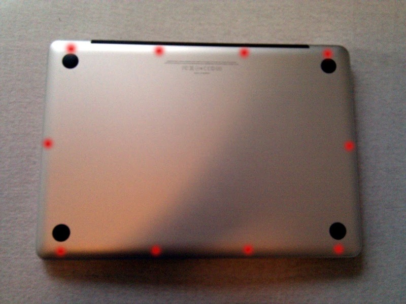 Unterseite des Macbook Pro